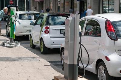 研究称电动汽车预计2030将成主流