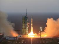 ����ʮһ�����˷ɴ�����Բ���ɹ� ���г���״̬����