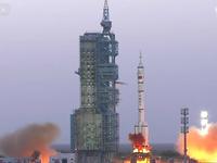 ����ʮһ�����˷ɴ�����ɹ� ϰ��ƽ�µ��ʾ����ף��