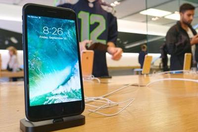 eMarketer��iPhone�����ݶ���ȶ� iPad�Ͻ��ڽڰ���