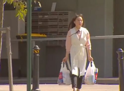 Rika Wenjing来自武汉,24岁