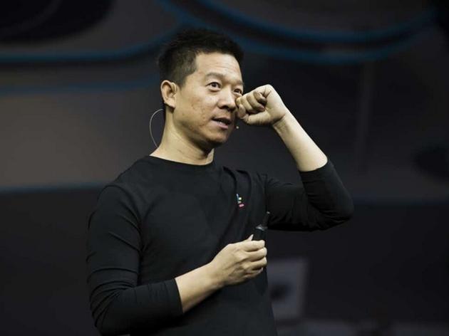 在今年4月份的乐视超级汽车发布会上,乐视创始人、董事长、CEO贾跃亭当众飙泪