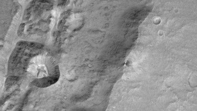 火星微量气体任务卫星传回首批火星照片：明年正式展开研究