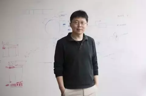 最年轻教授:破钱学森纪录!这个80后成麻省理工最年轻华人终身教授