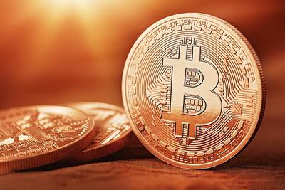 ���м���Լ̸9�ұ��رҽ���ƽ̨��Υ�����涨�Ľ���ͣ