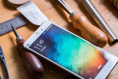  The domestic mobile phone collective quietly increases the price, and the industry competition enters the stock age