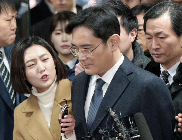 李在镕被媒体追问