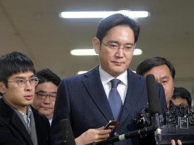 �»������ŷ��������ǡ�̫�ӡ����������Ƕ����¶���