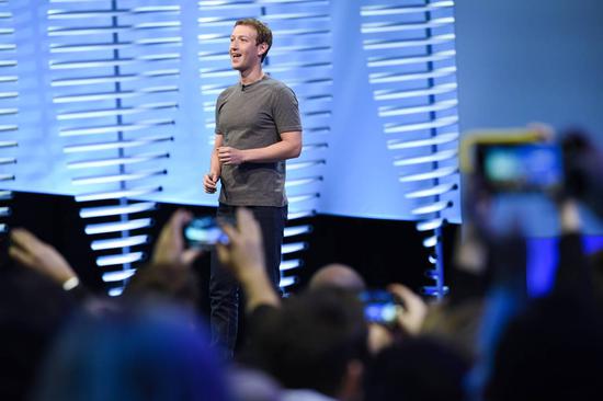 Facebook首席执行长扎克伯格在公司2016年的开发者大会上