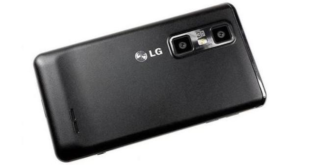 （LG Optimus 3D Max）