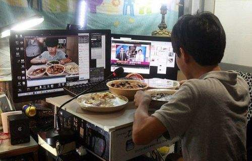 网络直播 资料图