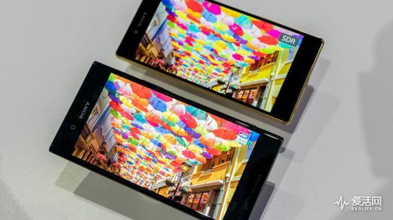 上：手机下的SDR画面；下：索尼Xperia XZ Premium下的HDR画面