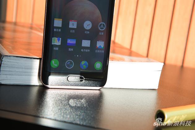 荣耀Magic评测:一款未来的手机原来是这样|Ma