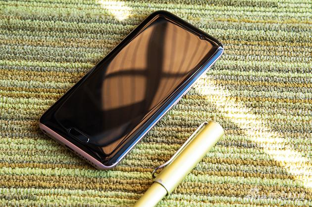 荣耀Magic评测:一款未来的手机原来是这样|Ma