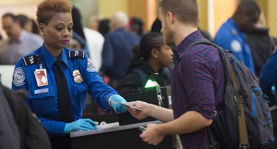 美国可能禁止欧洲赴美乘客携带电子设备登机|