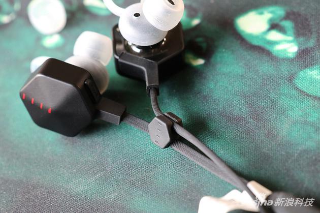 FIIL Carat Lite蓝牙耳机