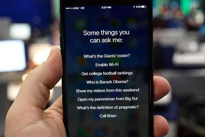 ƻ��2����Ԫ�չ�һ���˹����ܹ�˾ Siri��ӭ����̬