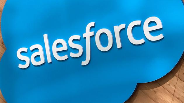 Salesforce扩大产品范围吸引用户 提高年度营收预期-图片2