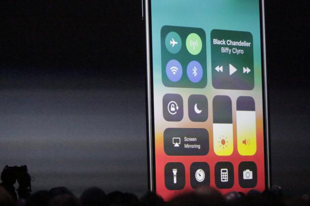 iOS 11控制中心
