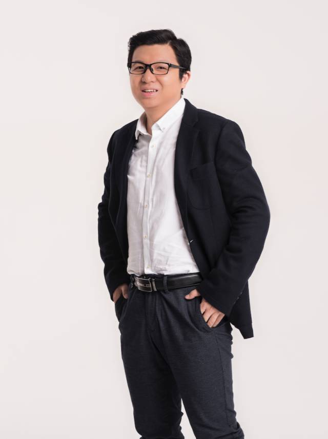 管理大规模团队和商业化,这是摆在宿华面前最重要的两个商业命题。
