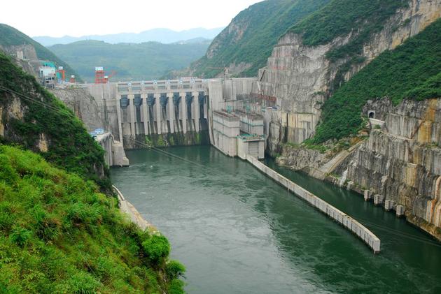 图为建设中的贵州北盘江流域水电站