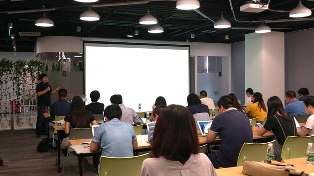 小猿搜题副总裁李鑫现场澄清