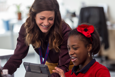 ƻ���й�������ѧ�ƻ�����ʦ��ѧ����iPad�Ͽ�