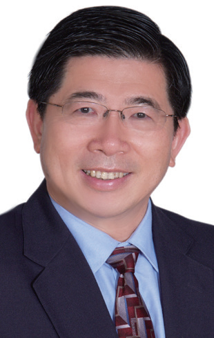 台湾大学讲座教授,IEEE 工业信息期刊总主编 罗仁权