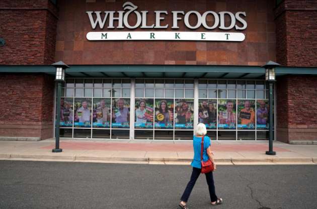 亚马逊将降低全食超市商品价格 零售商股价跳水