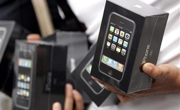 还记得第一次见到 iPhone 是什么时候吗?