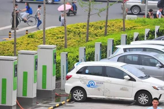 新能源车的普及和价格降低是分时租赁玩家实现盈利最根本的原因之一@视觉中国