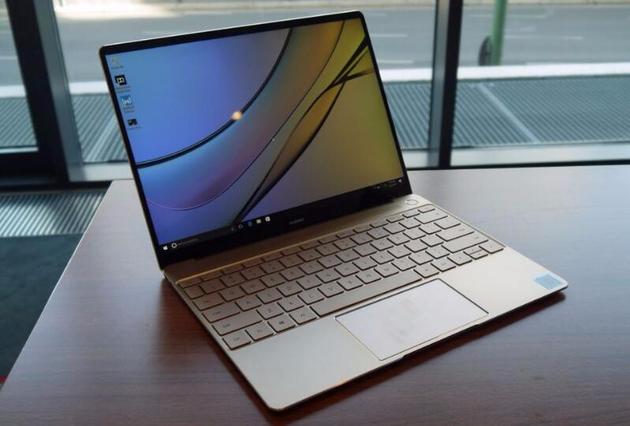 华为MateBook X采用窄边框设计