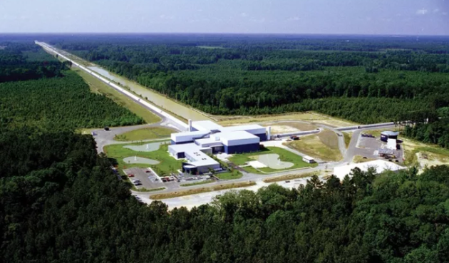 激光干涉引力波天文台（LIGO）