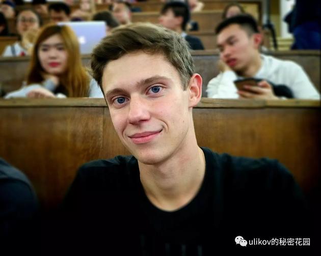 Vitaly Dugic莫斯科国立大学物理系学生 来自俄罗斯