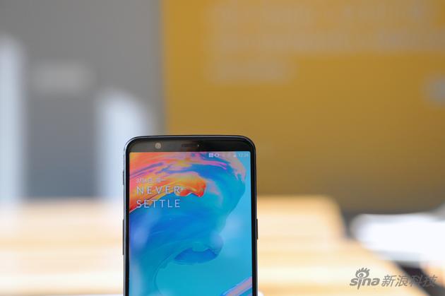 一加5T