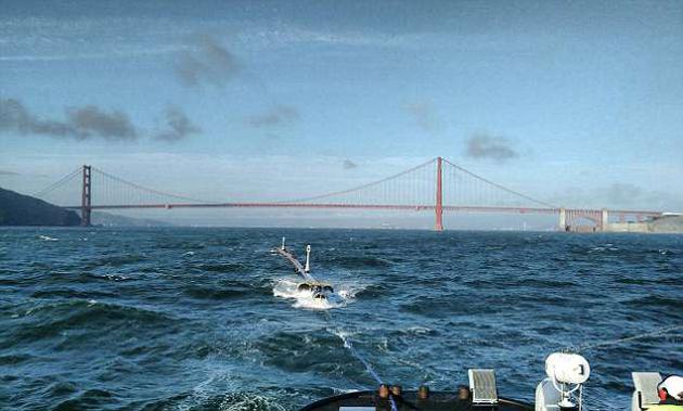 该系统在距金门大桥约50海里处进行了拖曳测试。