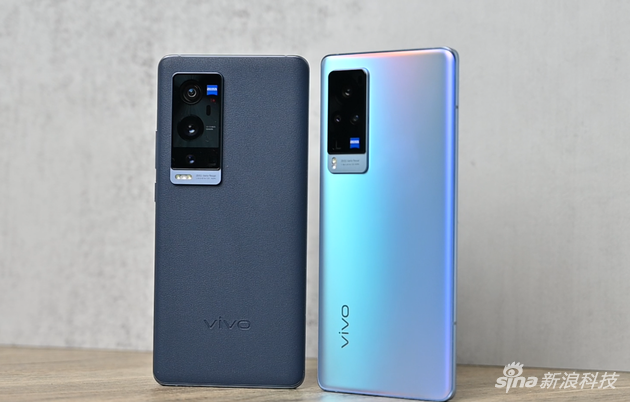 左:vivo X60 Pro+