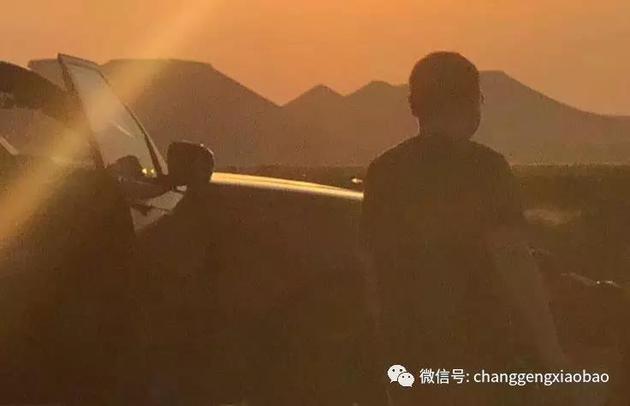 21世纪经济报道杨磊_...上图为21世纪经济报道特稿部总监杨磊.(图片来源:新浪财经 梁斌...(3)