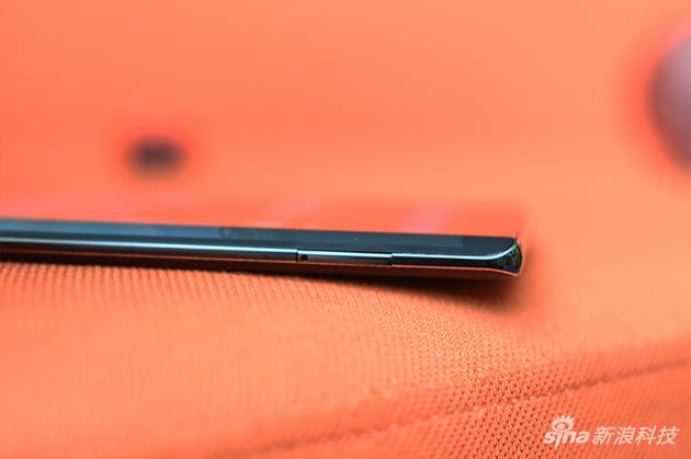 诺基亚 8 sirocco评测:这是一款不跟随的2018旗