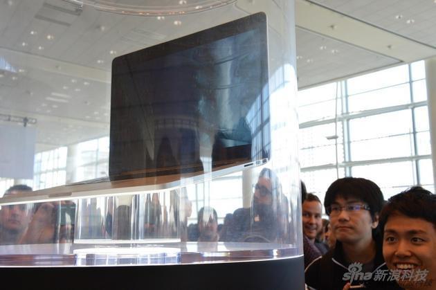 第一款Retina屏MacBook Pro发布在2012年六月开发者大会上