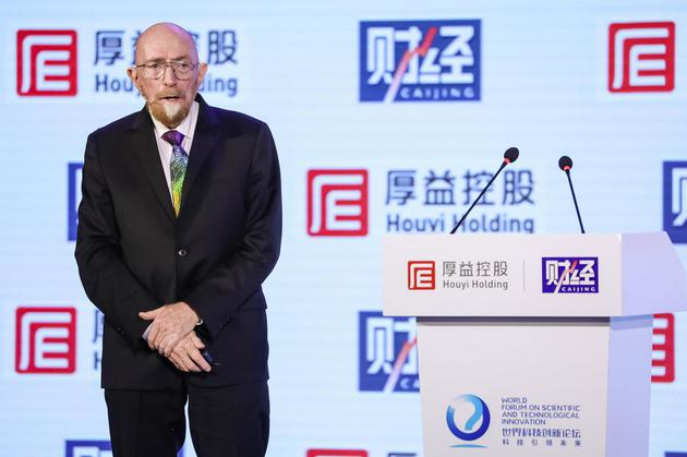 诺奖得主KipThorne:引力波的发现竟能推测宇宙的产生