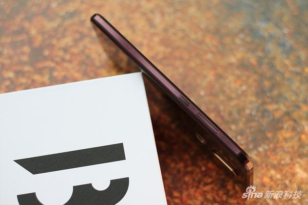 诺基亚X7评测:老朋友蔡司认证带着双摄回来了