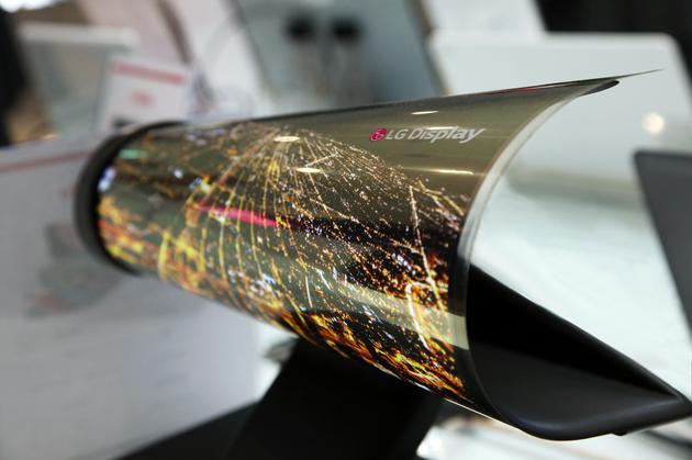 LG Display牵手联想 拟开发首款13英寸可折叠平板