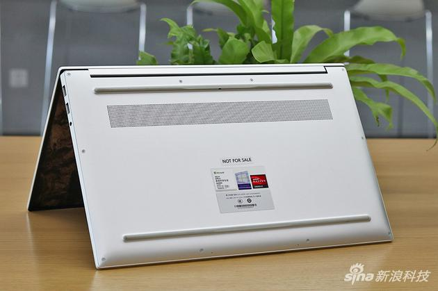 雙風扇雙熱管散熱