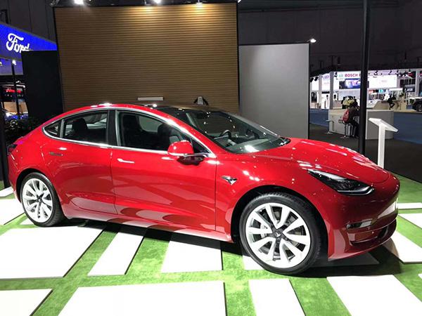 未来会在中国实现量产的特斯拉Model 3。