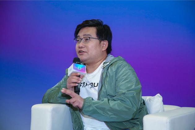 魅族科技高级副总裁、魅蓝总裁李楠