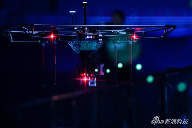空中机器人