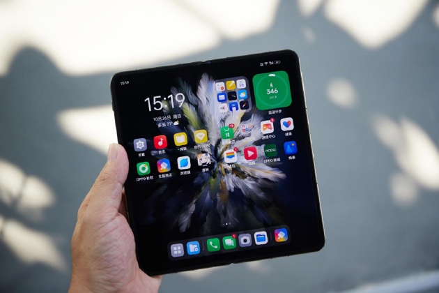 拉高折叠旗舰
标准,Find N3三大体验刷新认知