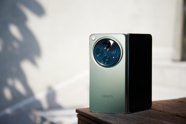 拉高折叠旗舰
标准,Find N3三大体验刷新认知