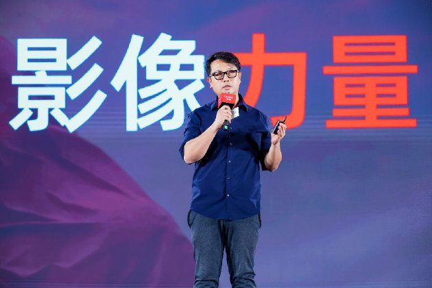 2025佳能影像嘉年华之佳能EOS 5系数码相机20周年创作者大会在沪举办